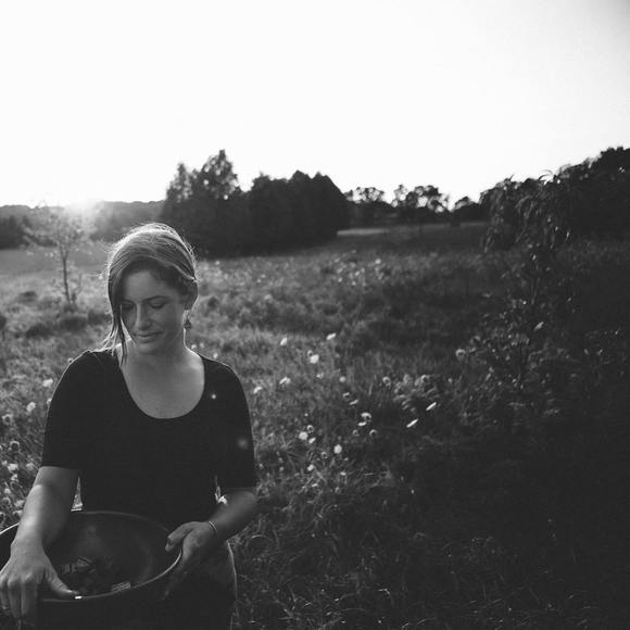 Meet your Posher, Ellen - Picture 1 of 1